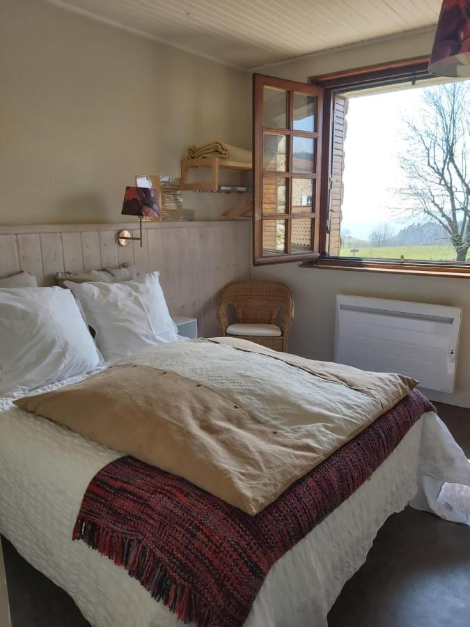 Burdignes Ferme Auberge Linossier מראה חיצוני תמונה