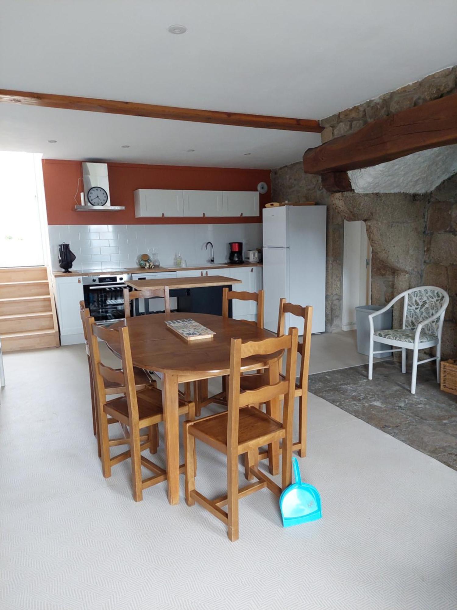 Burdignes Ferme Auberge Linossier מראה חיצוני תמונה